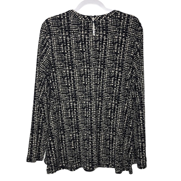 Susan Graver Liquid Knit Top with Chiffon New NWOT - Picture 3 of 11